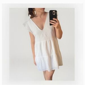 White V-Neck Tiered Mini Dress Sz XS